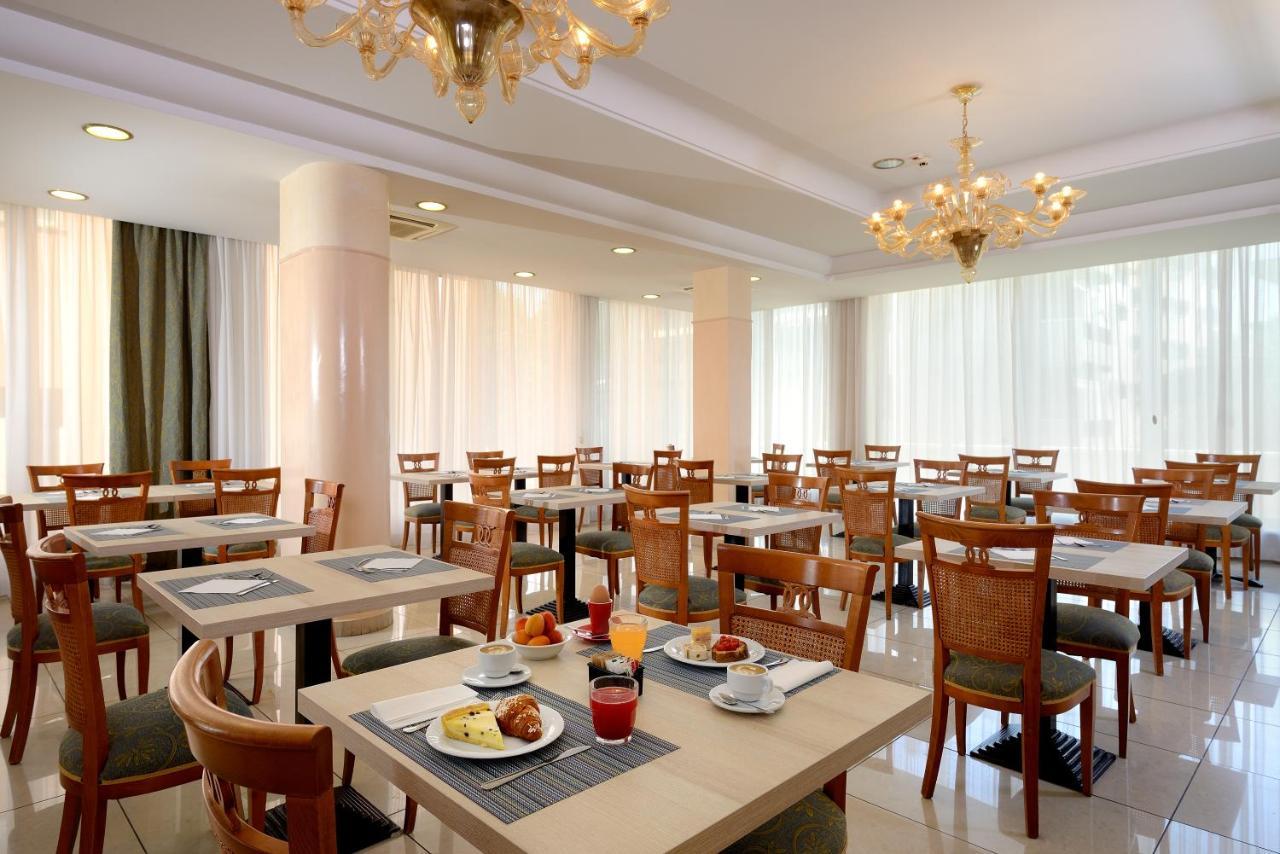 Hotel Elisir Ріміні Екстер'єр фото