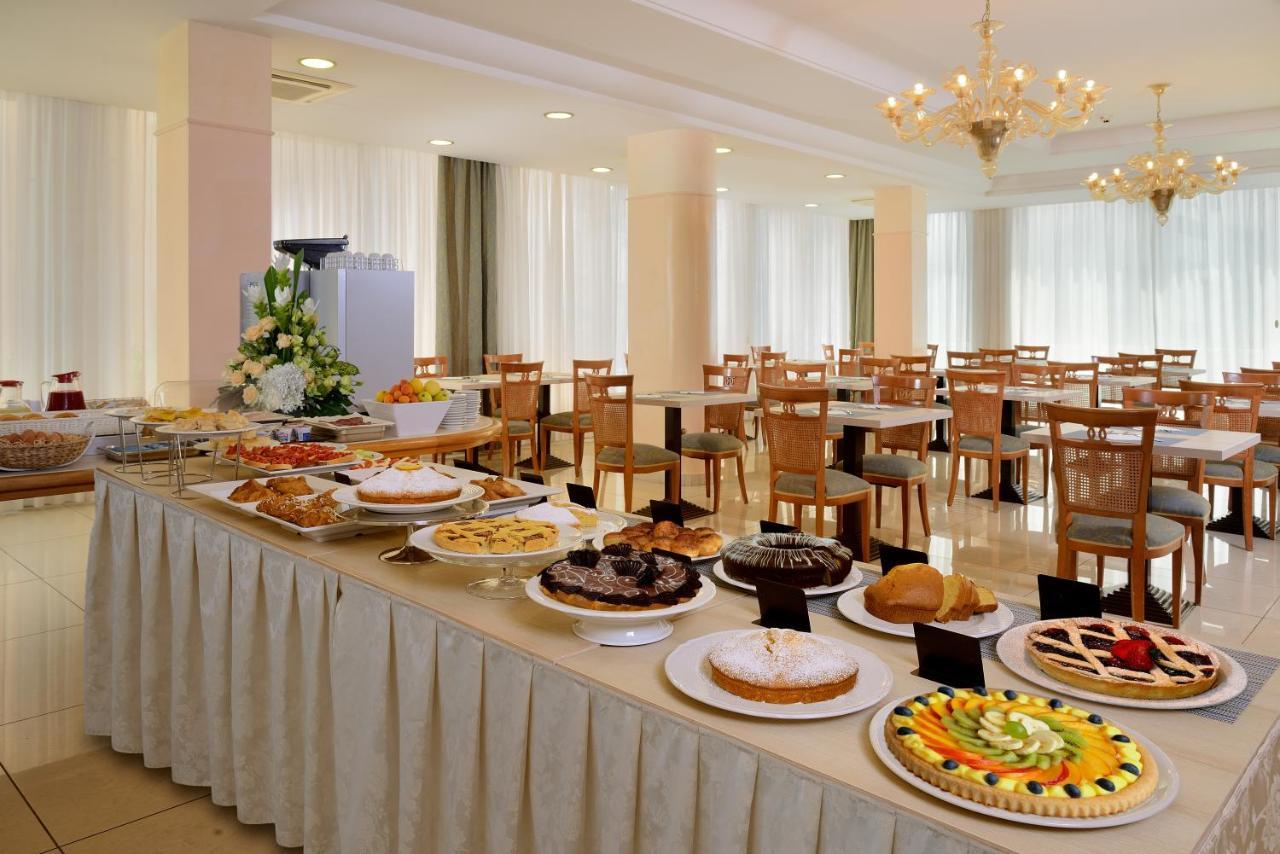 Hotel Elisir Ріміні Екстер'єр фото