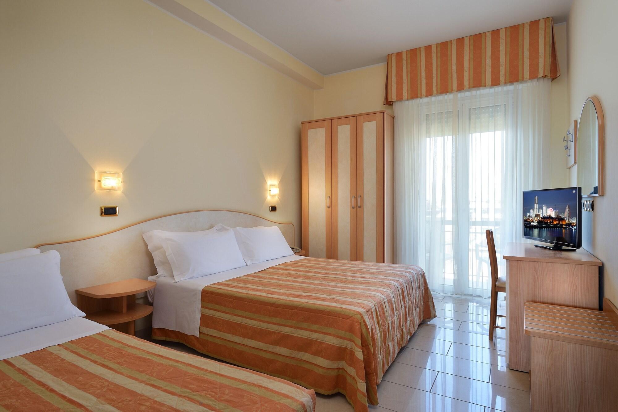 Hotel Elisir Ріміні Екстер'єр фото