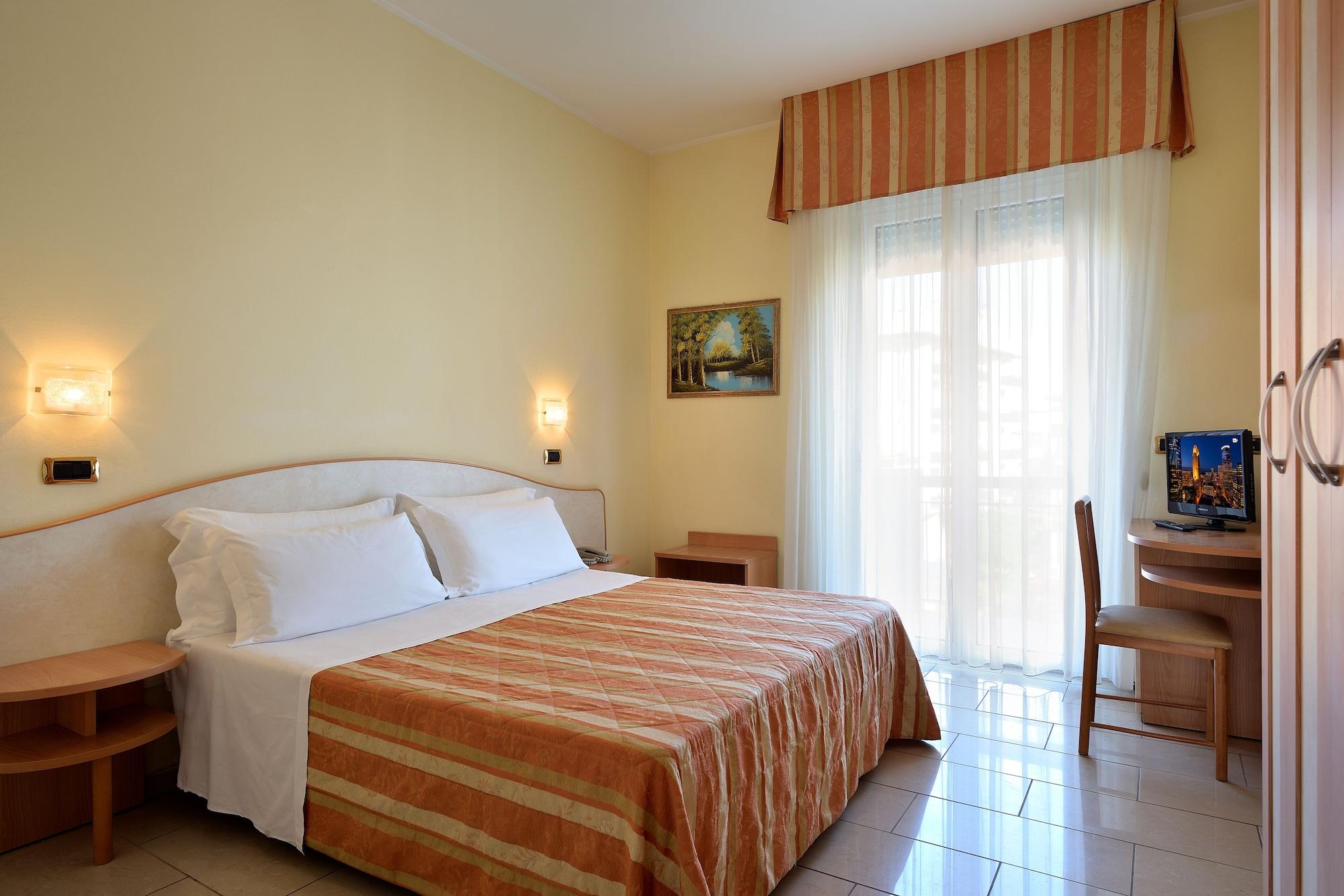 Hotel Elisir Ріміні Екстер'єр фото