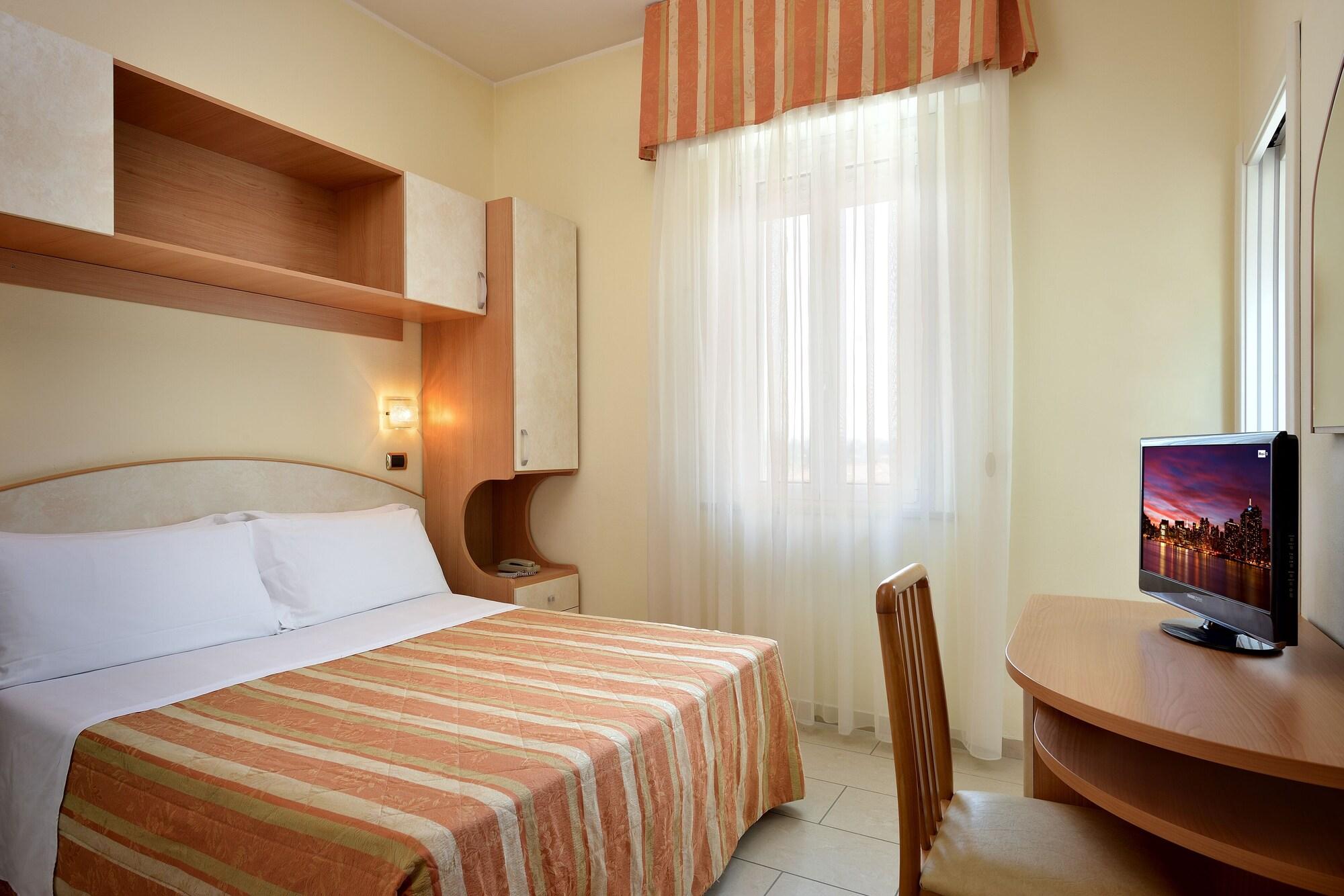 Hotel Elisir Ріміні Екстер'єр фото